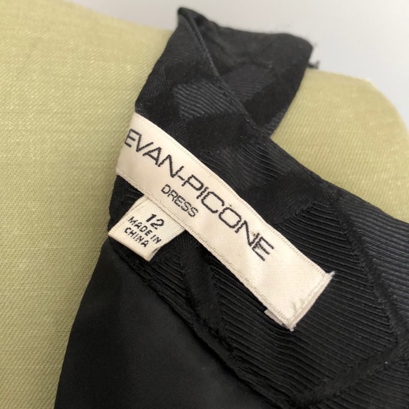 Evan-Picone black cocktail dress - Picture 4 of 9